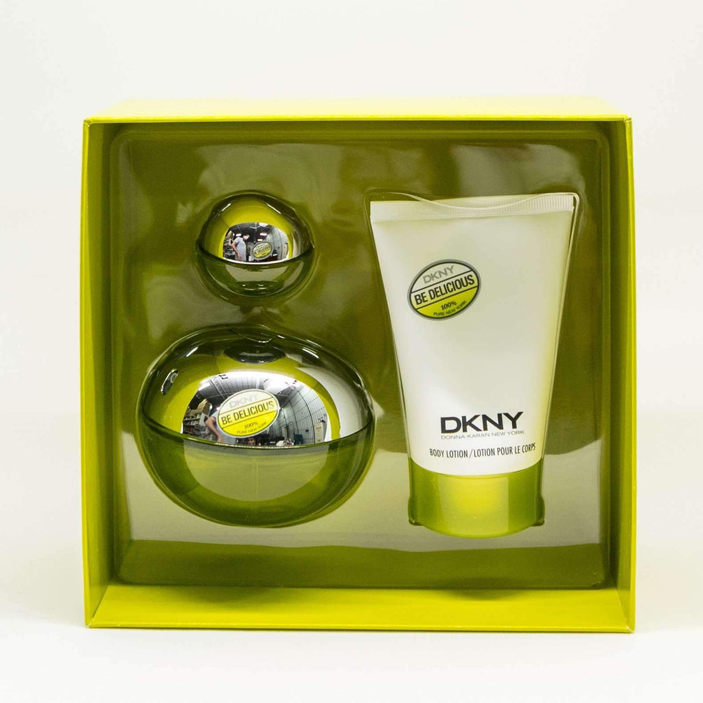 DKNY women's fragrance set; notes of apple, magnolia, rose, white amber and  more; contains 4 fragrances; Bring a v… | Perfume gift sets, Perfume gift, Fragrance  set
